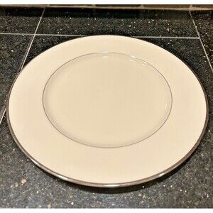 Lenox Montclair B 501 Dinner Plate; Ivory with Platinum Trim: 11 available